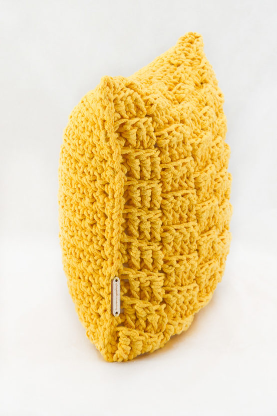 Poduszka ze sznurka bawełnianego zółty koszyk